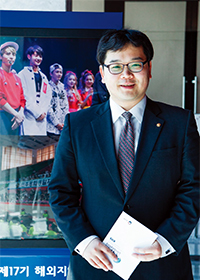 황우성 
보스턴협의회 간사