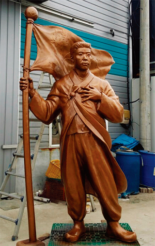 김숙빈 씨의 재능 기부로 조각된 안중근 의사 동상이 10월 26일 광주 상무시민공원에 세워진다.