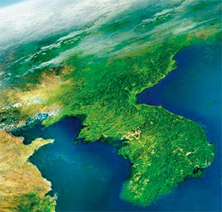 남북의 녹색도 차이를 보여 주는 위성사진.